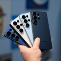 Samsung adds native AirDrop support to Galaxy S26 devices