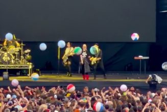 Shirley Manson Says She Buried Dad "The Week Before" Beach Ball Rant