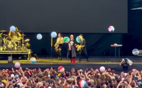 Shirley Manson Says She Buried Dad "The Week Before" Beach Ball Rant