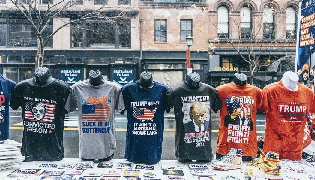 Smoothie King Fires Two Employees For Denying Sevice To Customer Wearing Trump Merch