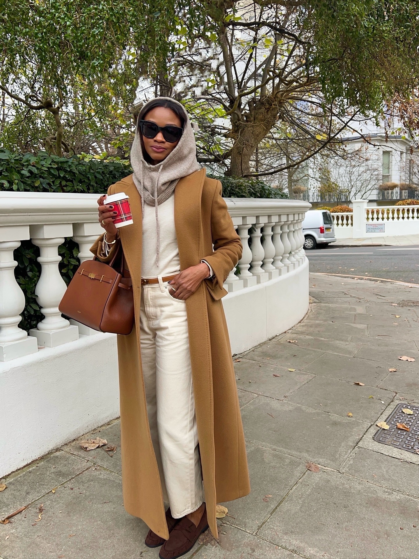 How to wear spring 2026 flat shoe trends