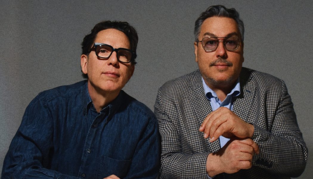 They Might Be Giants Drop Panicked New Song "Outside Brain"