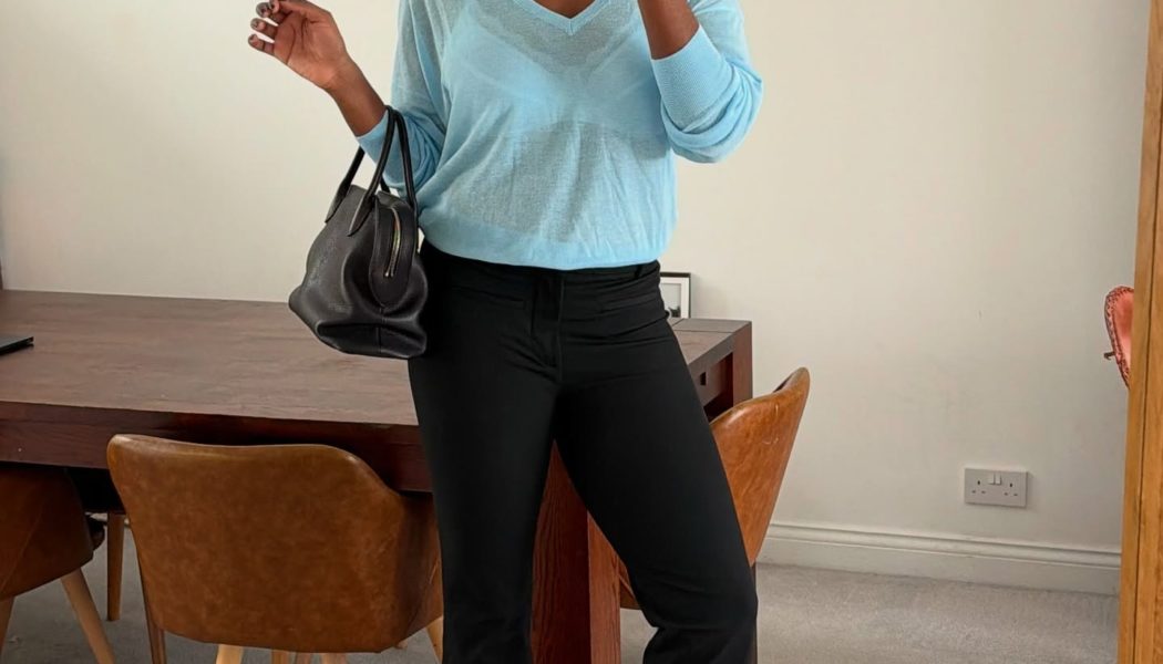 They're Back: How to Wear Cropped Flares in 2026 So They Don't Look Dated