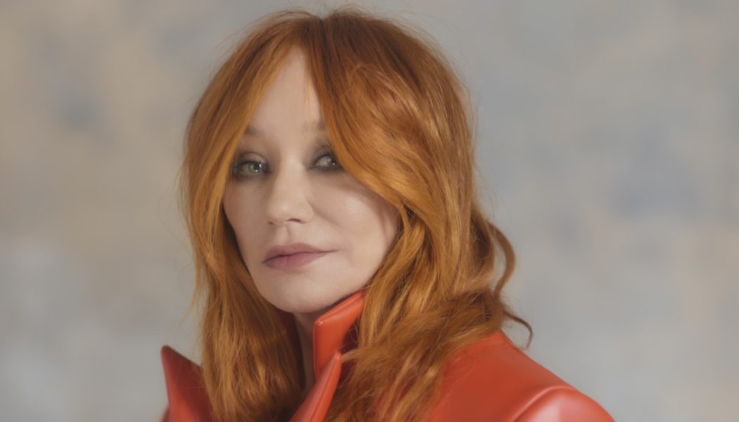 Tori Amos Unveils New Song "Shush" About "Lizard-Demon" Billionaire