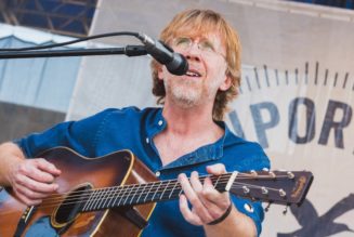Trey Anastasio Announces Solo Acoustic Tour Dates