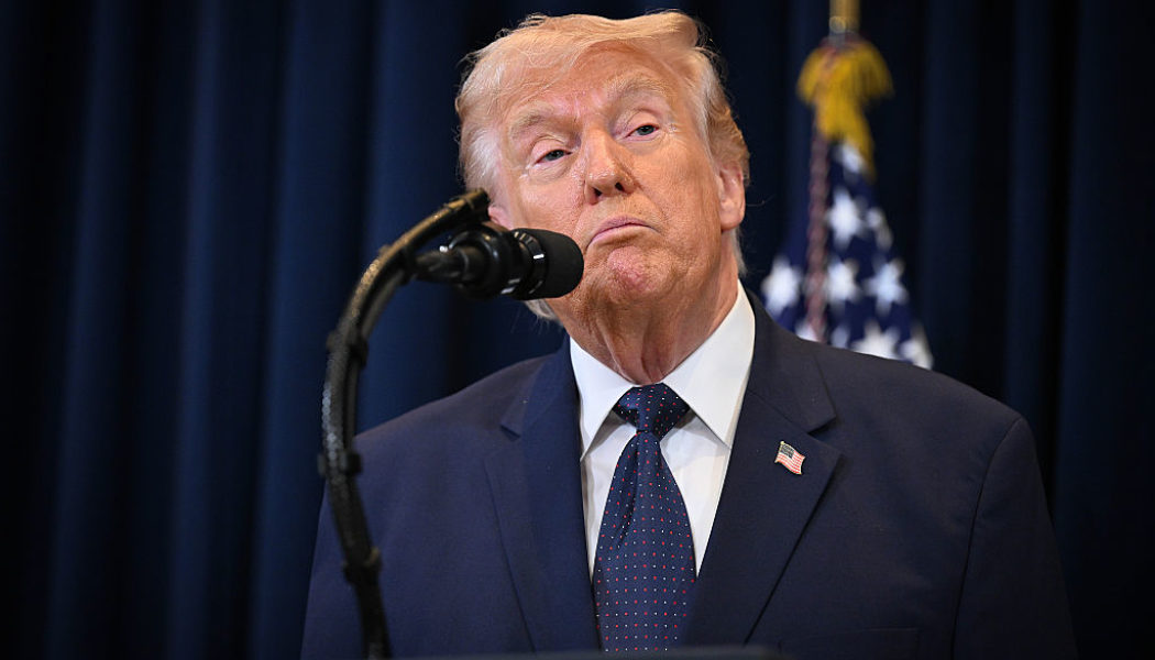 Trump Contradicts Himself On Iran, Internet Bewildered 