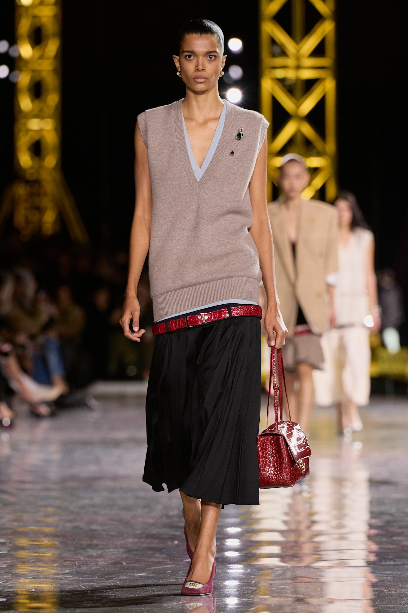 a runway image from chanel's fall/winter 2026 collection.