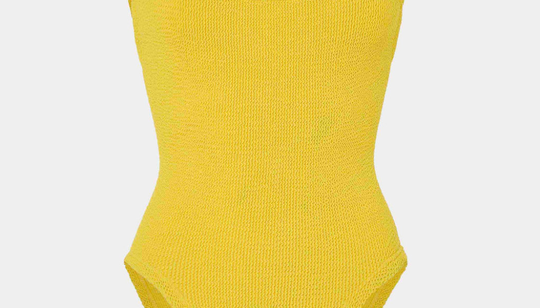 28 Spring Buys Straight Out of Slim Aarons’ Palm Springs