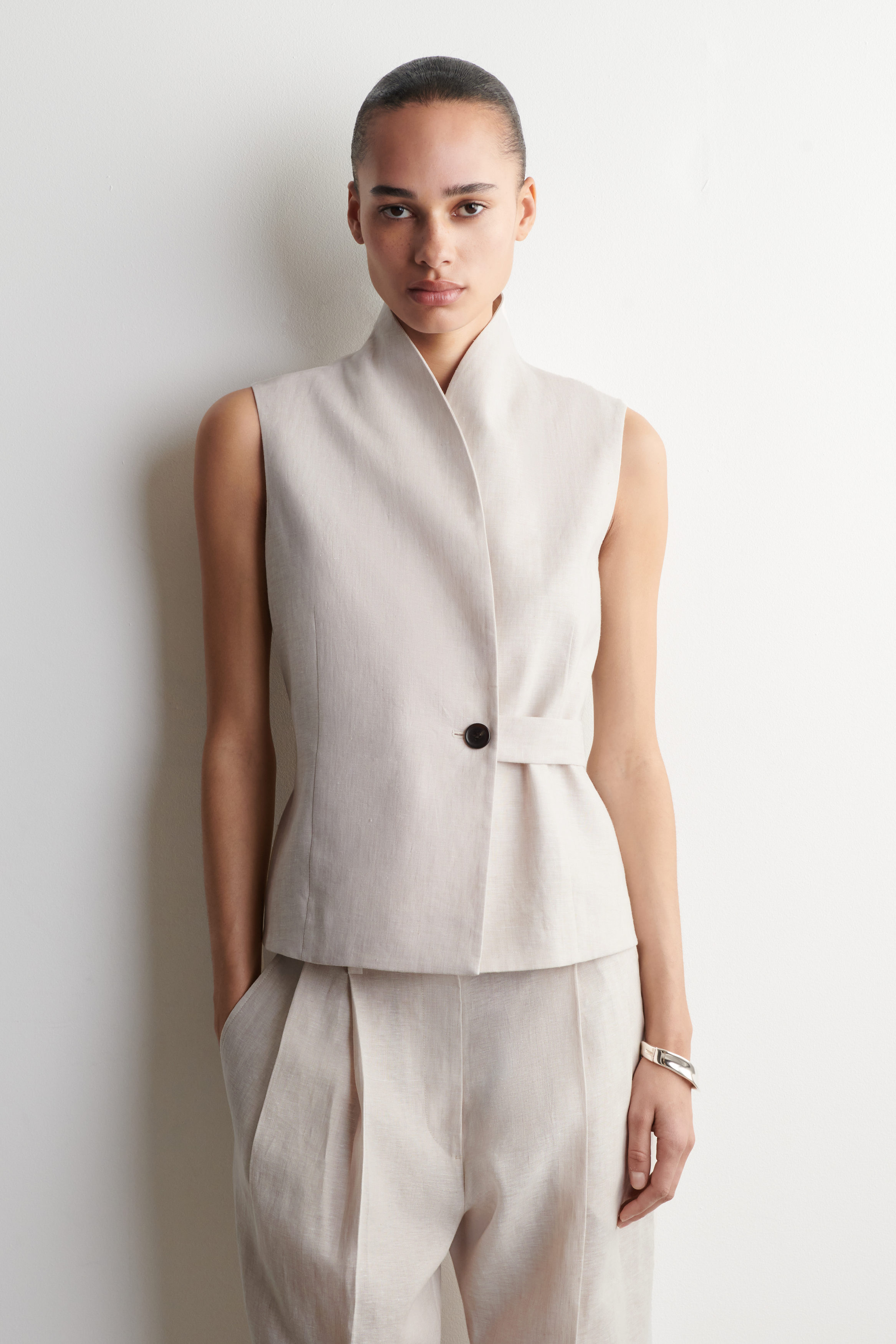 Shawl-Collar Belted Linen Vest