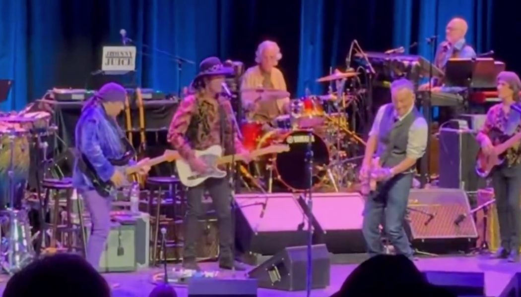 Bruce Springsteen Joins John Densmore for Performance of The Doors' "Light My Fire"