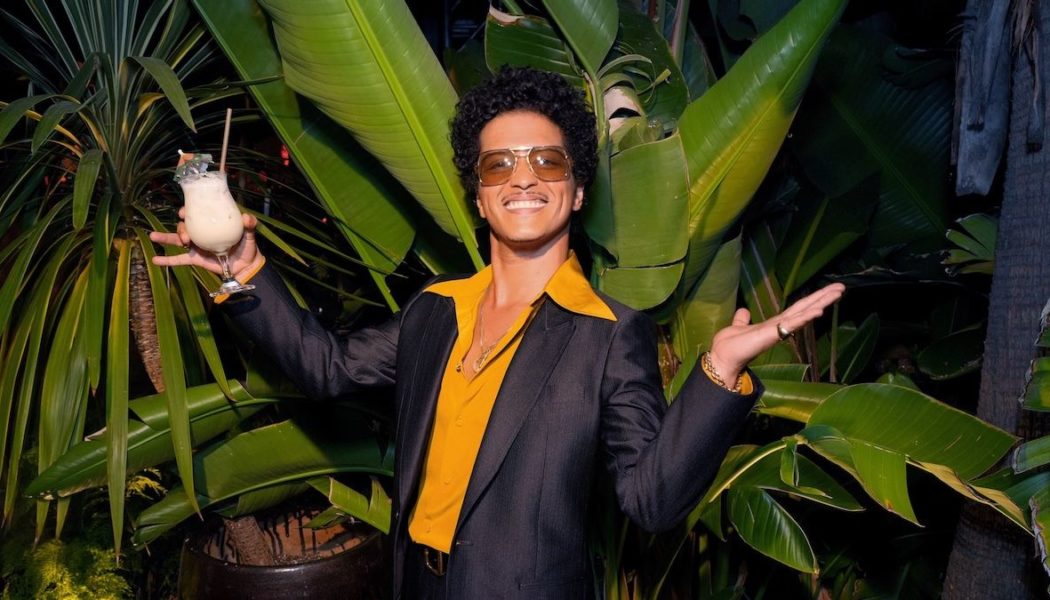Bruno Mars Says He's Debt Free: "I Paid the Casino Off a Long Time Ago"