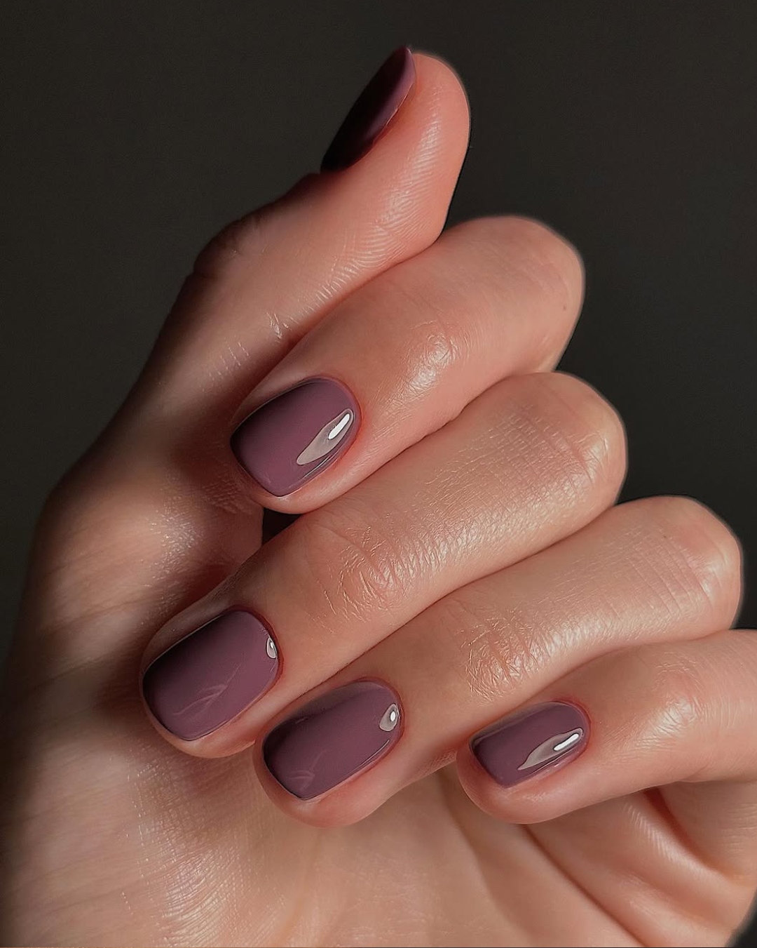 A berry manicure by Mateja Novakovic