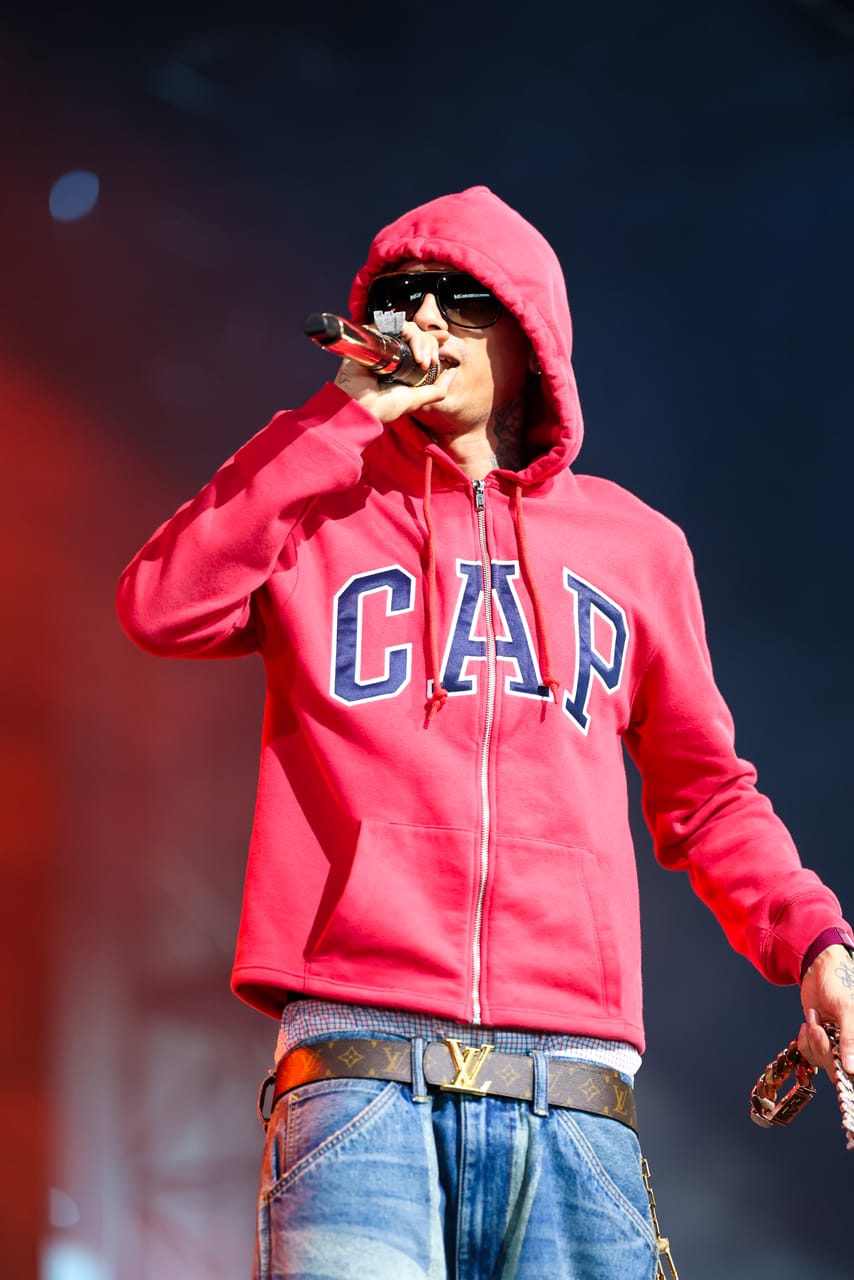 Gap Is a Real Music Fan young miko katseye denim ad campaign visual leon thomas zac posen sombr custom grammys playlist sandy liang harlem fashion council sushi club collab awake hoodie drop interview coachella hoodie house custom