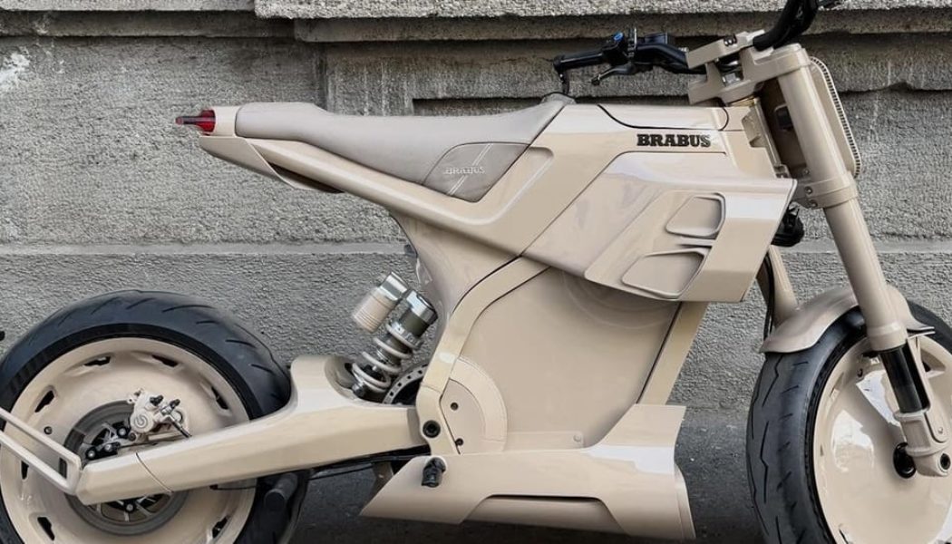 Hiroshi Fujiwara Unveils Extremely Rare "Desert Sand" Brabus x DAB Motors Urban E