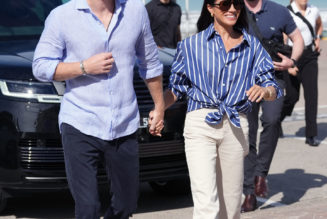 I Agree With Meghan—Cropped Jeans Look Their Best With This Specific Trainer