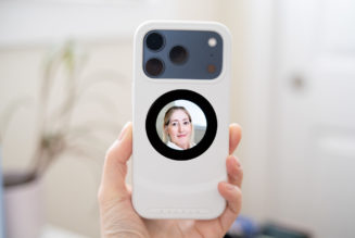 I wish this selfie phone case was better for selfies