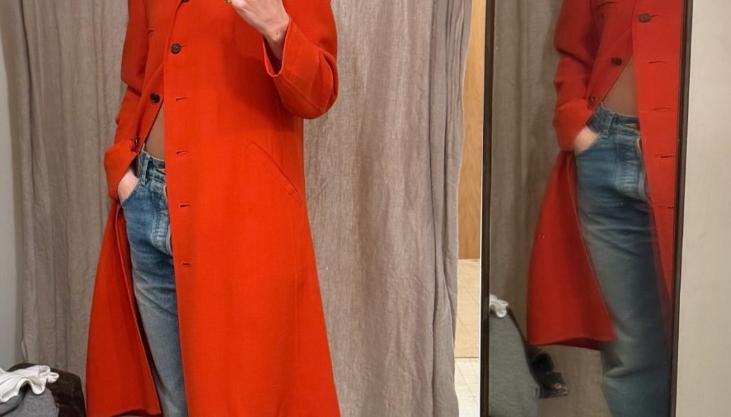 Instead of Butter Yellow, the Chicest Dressers Are Wearing This Trending Spring Shade