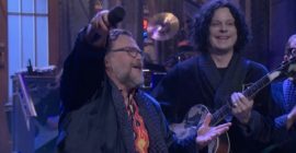 Jack Black and Jack White Kick Off SNL Crossover Episode with “Seven Nation Army” Performance