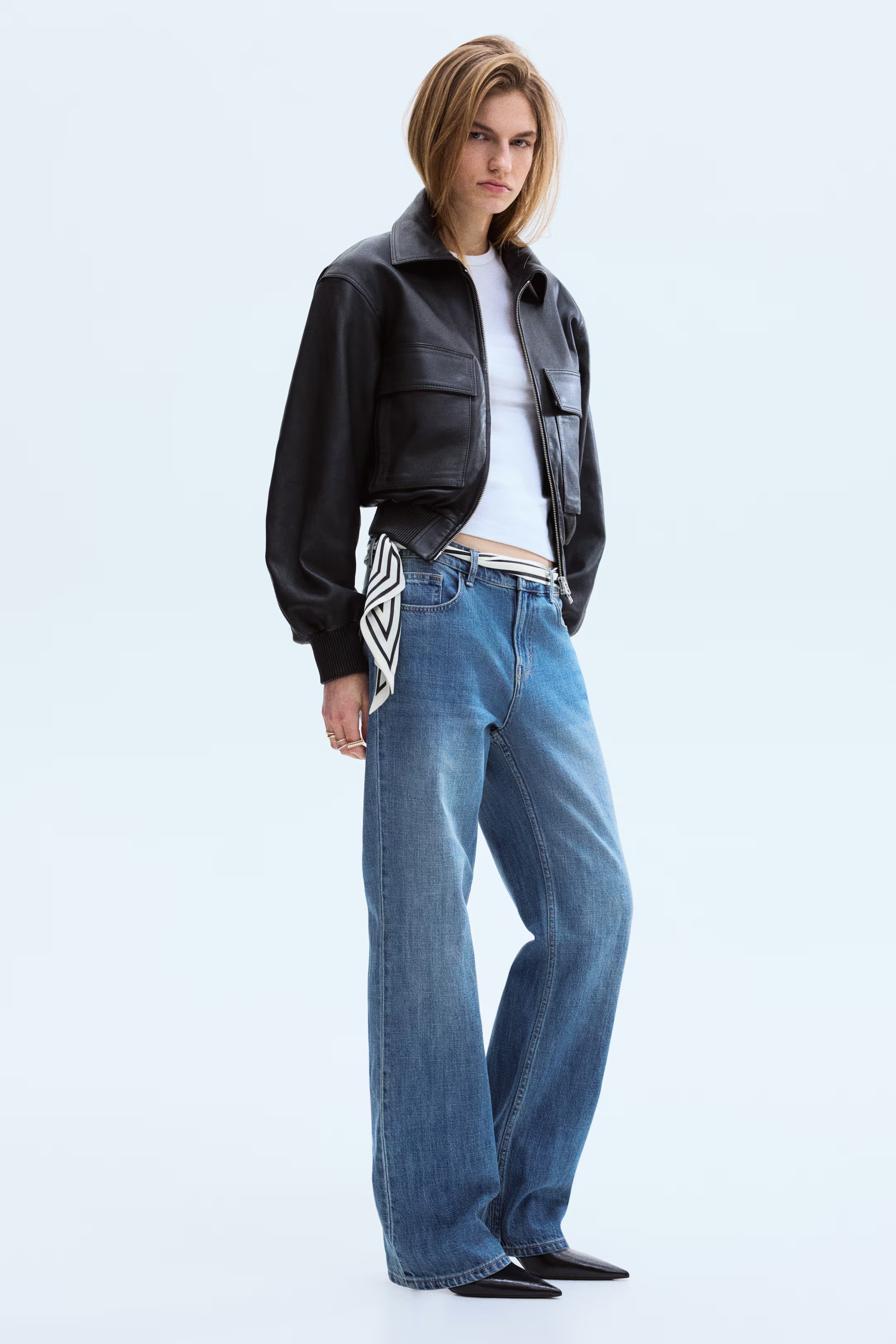H&amp;amp;M, Straight Regular Waist Jeans