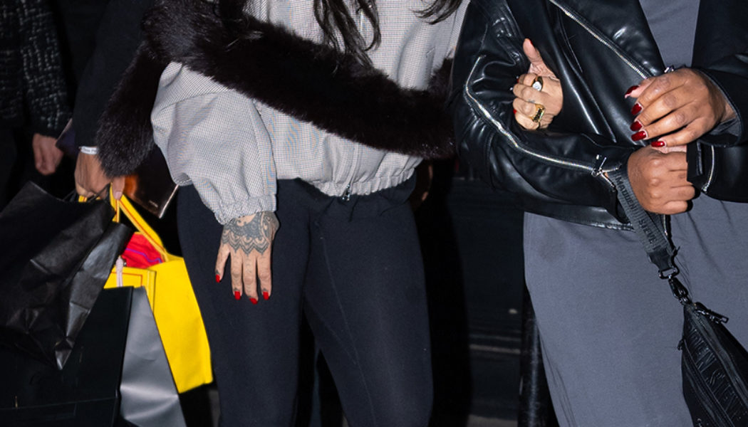 Just in Case You Needed a Reminder, Heels Look Coolest With This Legging Style