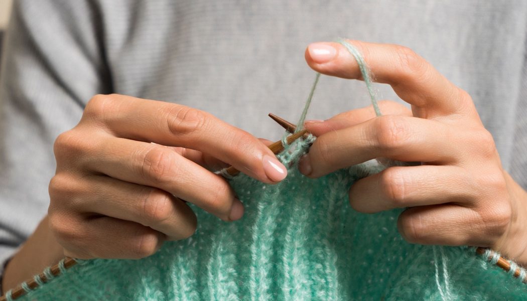 Kostenlos: Die schönsten Strickanleitungen für April 2026