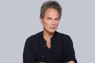 Lindsey Buckingham Attacked by Stalking Suspect in Santa Monica