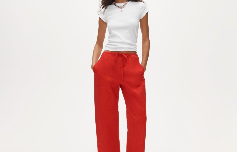 My Mom Only Wears Black—5 J.Crew Trends to Convince Her to Wear Color