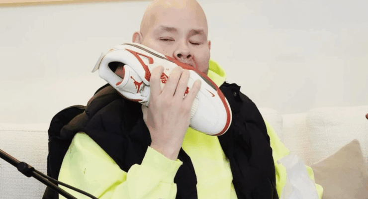 Nigel Sylvester Gifts Fat Joe & Jadakiss A Pair Of His Air Jordan 4s "Brick After Brick" Because Life Is Unfair