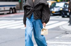 Not Black, Not Brown—Laura Harrier Knows Barrel Jeans Look Best With This Heels Color