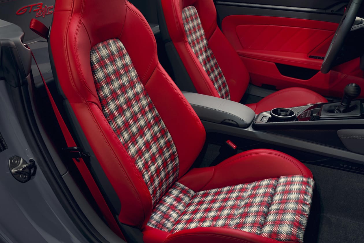 Porsche 911 GT3 S/C Cabriolet Details and Features S/T speedster convertible red gold grey pyro red graphics gt3 rs