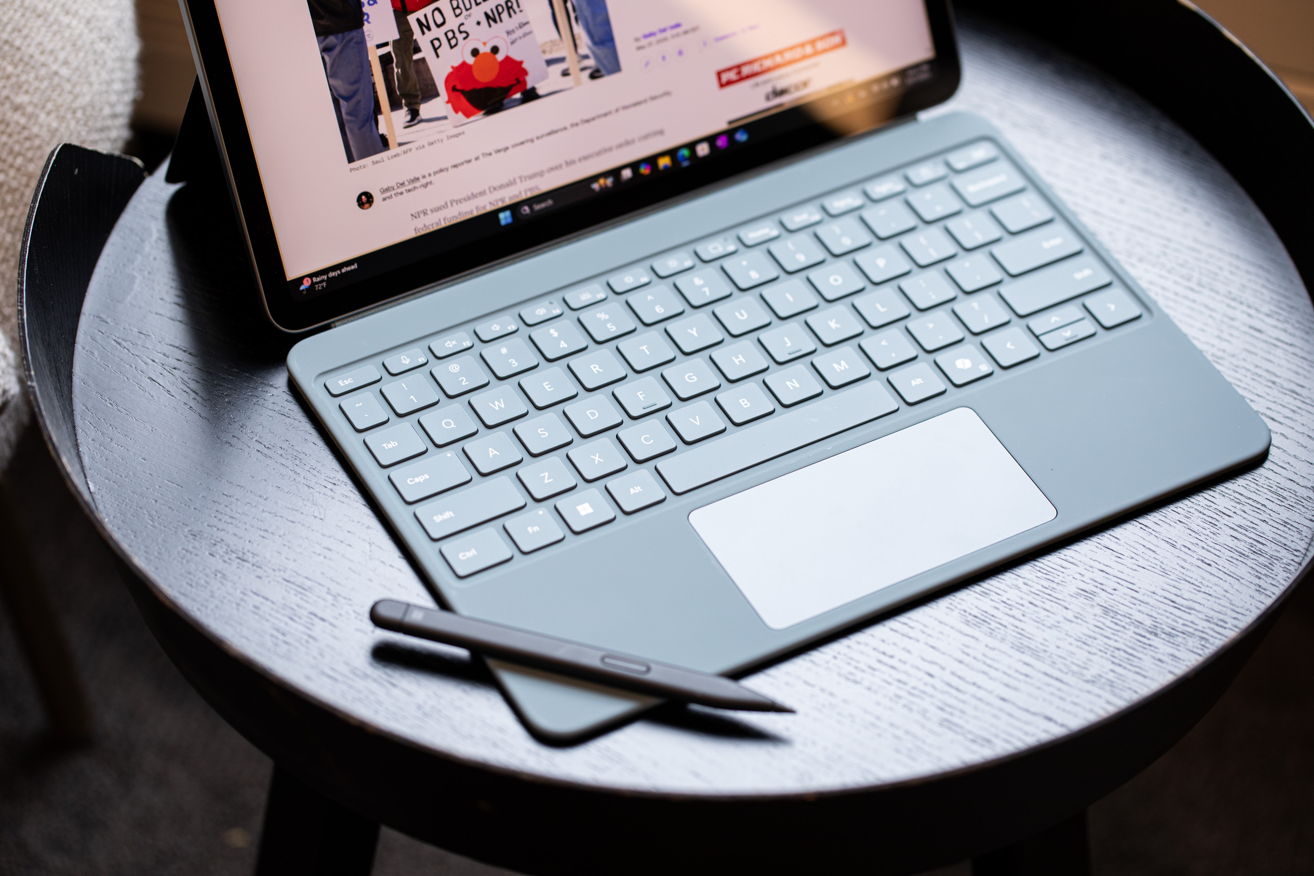 257745_Surface_Pro_AKrales_0329