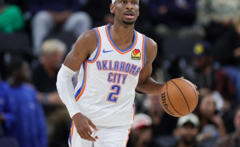 Shai Gilgeous-Alexander Wins the 2025-26 NBA Clutch Award