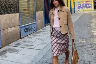 Skirts Were Chicest in the ‘90s—4 Retro Trends Making a Comeback Right Now