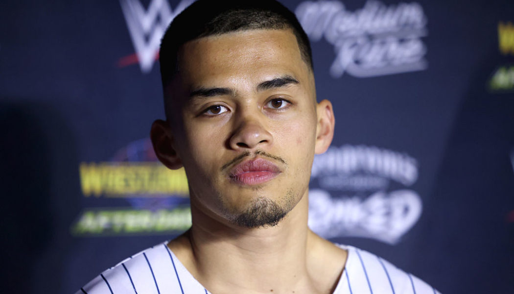 Sneako Catches Fade On NYC Sidewalk, Web Rejoices