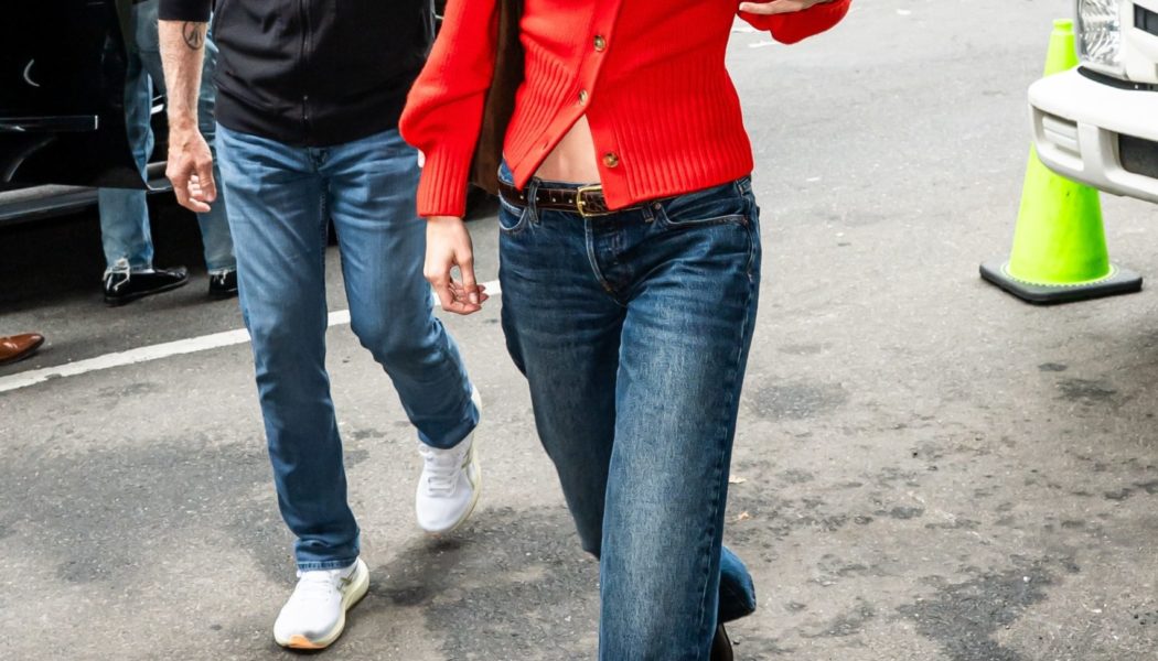 Sorry, Sneakers—Low-Rise Jeans Look the Most 2026 With This Elegant Flat-Shoe Trend