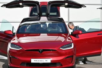 Tesla Model S x Model X Signature Series Farewell