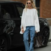 The Five Accessory Trends French Women are Really Wearing in Spring 2026