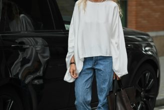 The Five Accessory Trends French Women are Really Wearing in Spring 2026