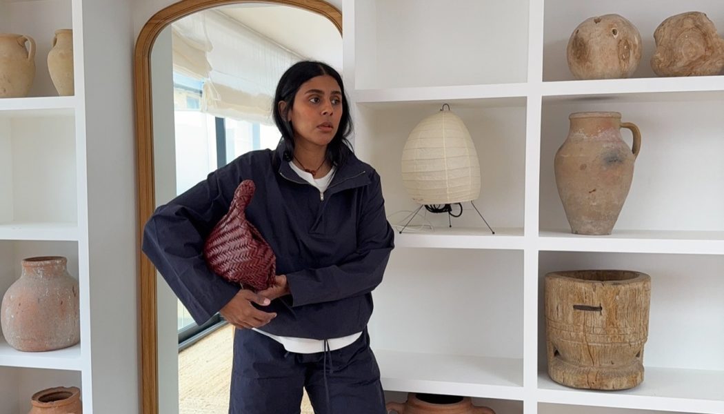 These $98 J.Crew Pants Look Identical to the Pair Every Chic Dresser Wears Instead of Jeans