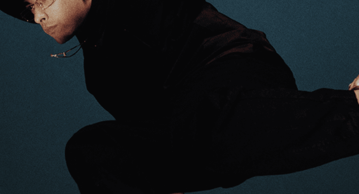 Trueno Wants You on the Dance Floor Listening to 'TURR4ZO'