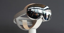 You can now turn 2D apps into 3D while using the Galaxy XR headset