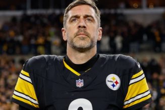 Aaron Rodgers Rumored To Return to the Pittsburgh Steelers for the 2026 Season