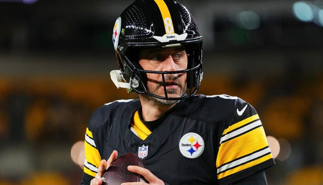 Aaron Rodgers Signs 1-Year, $25 Million USD Deal To Return to the Pittsburgh Steelers