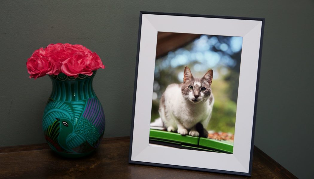 Aura’s delightful Aspen photo frame is on sale for $30 off this weekend