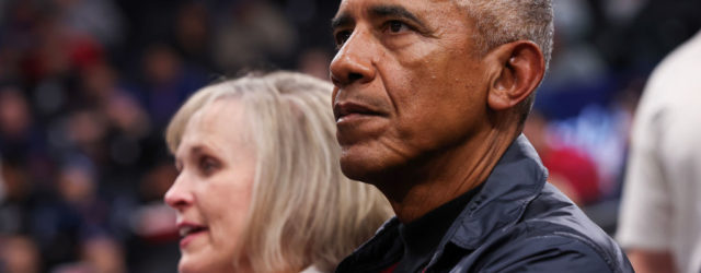 Barack Obama Reveals JAŸ-Z & Eminem Were Part Of His Debate-Day Playlist