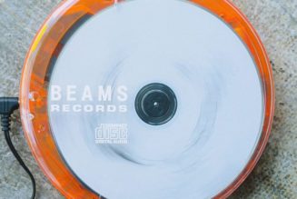 BEAMS Records' Portable CD Player Is a Flashback to the Analog Era