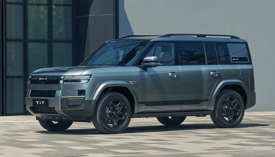 BYD's Ti7 Is Here to Shake Up the Premium SUV Game With 600bhp and 79 Miles of Range