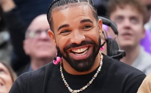 Drake Becomes the First Artist in History To Have Three Albums Chart for 10 Years