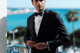 F1 Driver Carlos Sainz on Skincare, Off-Duty Essentials, and Race-Day Prep