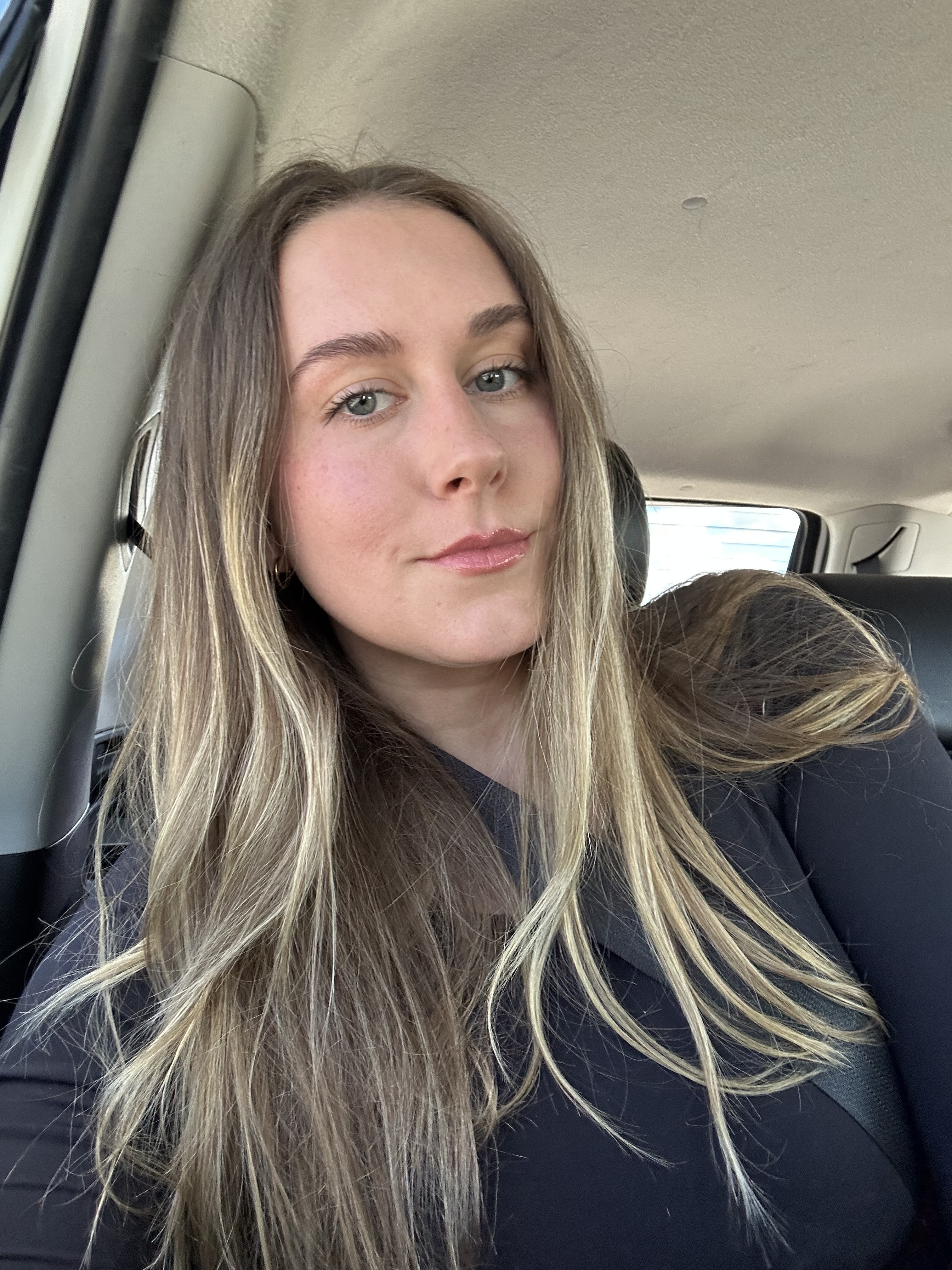 selfie of www beauty editor Kaitlyn McLintock
